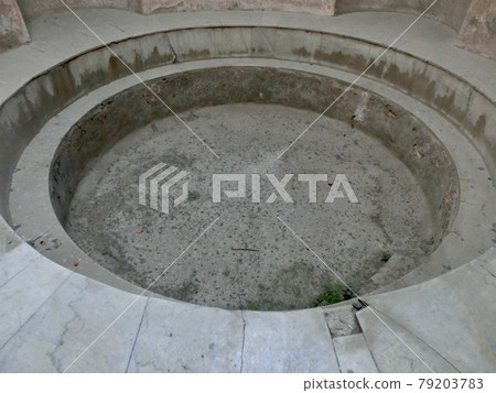 Italy Pompei Stabiane bathtub up Italy Pompei Stabiane bathtub up 79203783