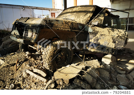 crashed jeep car crashed jeep car 79204881