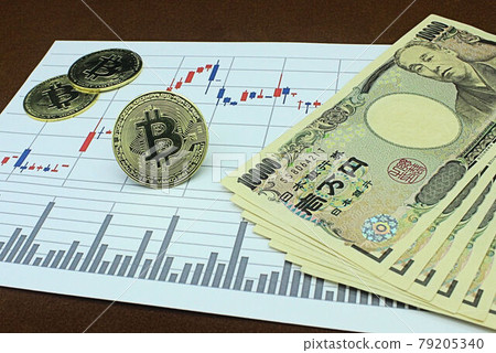 [Thumbnails of articles about virtual currency, bitcoin, investment, etc.] Bitcoin and a wad of million yen 79205340