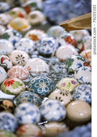 Shijonawate Shrine's Hanatemizu 79205385