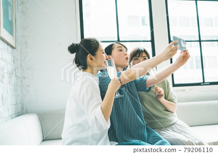 Take a selfie at the house girls' association Take a selfie at the house girls' association 79206110