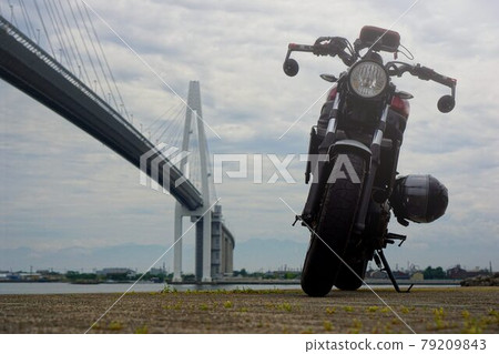 在天氣可疑的日子遊覽 79209843