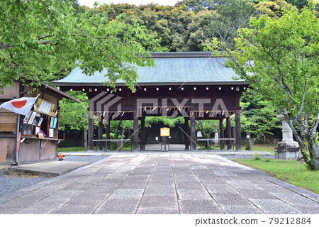 2021 Toyotomi Hideyoshi's graveyard that shines in the fresh green Kyoto "Toyogoku Mausoleum (Amidagamine summit)" 2021 Toyotomi Hideyoshi's graveyard that shines in the fresh green Kyoto "Toyogoku Mausoleum (Amidagamine summit)" 79212884