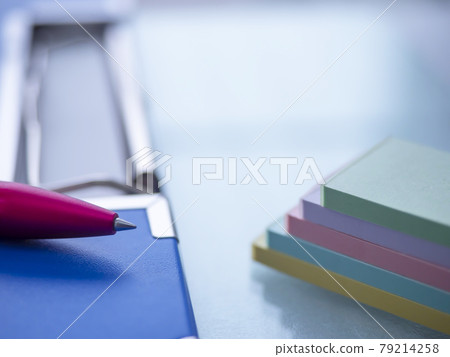 Business image · binder · document · woman Business image · binder · document · woman 79214258