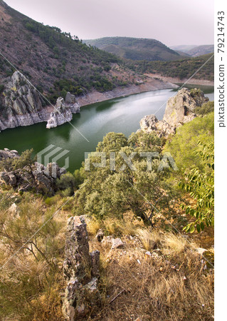 Salto del Gitano Observatory, Monfrague National Park, Spain Salto del Gitano Observatory, Monfrague National Park, Spain 79214743