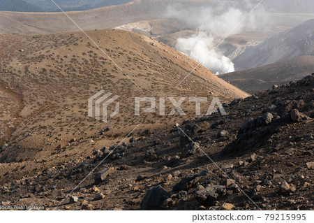 Meakandake crater Scenery of the earth's early days Meakandake crater Scenery of the earth's early days 79215995