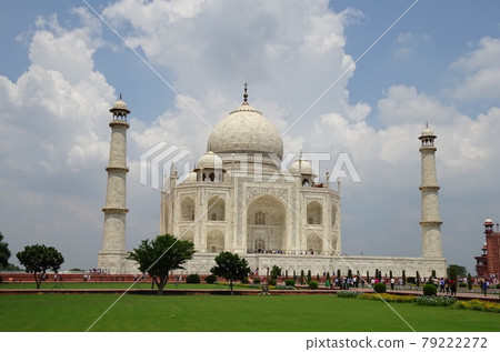 Asian tourist attractions (Taj Mahal, India) Asian tourist attractions (Taj Mahal, India) 79222272