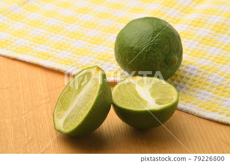 lime lime 79226800
