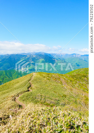 攀登太良山和千倉山：鬆手山路線（苗場方向）的風景 79228502