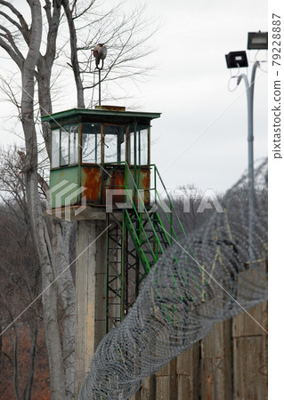 Guard tower 79228887