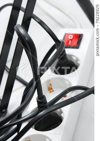 Cables 79228929