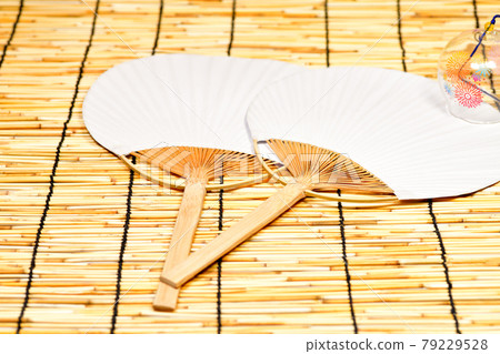 Japanese summer uchiwa Japanese summer uchiwa 79229528