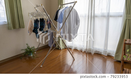 Dry the laundry in the room during the rainy season. Laundry room drying. Dry the laundry in the room during the rainy season. Laundry room drying. 79233953
