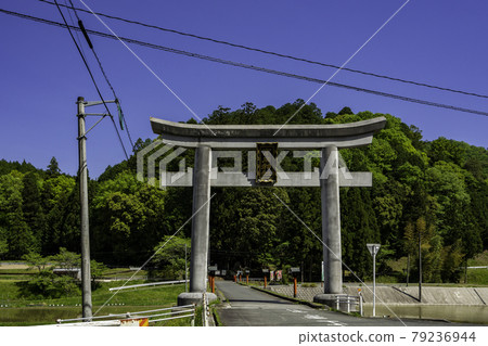 岡山縣高岡神社鳥居真庭市 岡山縣高岡神社鳥居真庭市 79236944