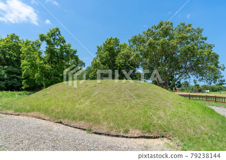 Hirabaruiseki, Itoshima City, Fukuoka Prefecture Hirabaruiseki, Itoshima City, Fukuoka Prefecture 79238144