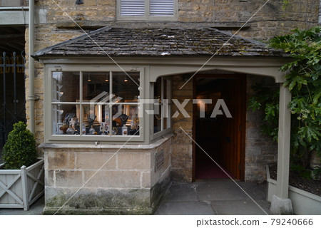 英國拜伯里 79240666