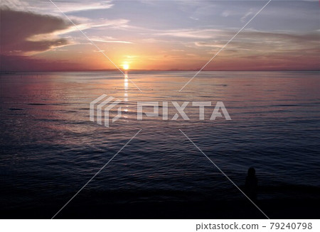 Quiet sunset Quiet sunset 79240798