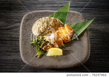 清蒸鮑魚 79247968