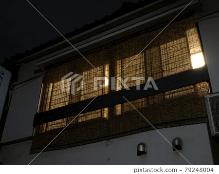 有百葉窗的餐廳 79248004