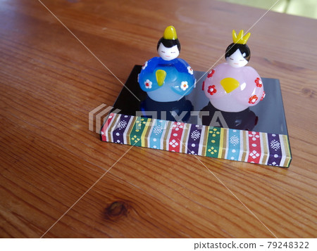 Hina doll made of glass Hina doll made of glass 79248322