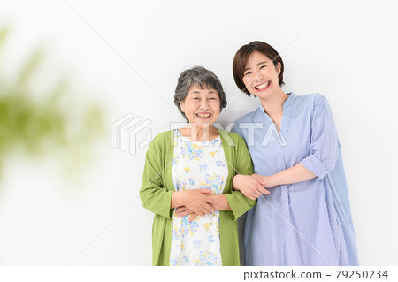 Grandma and granddaughter are good friends Grandma and granddaughter are good friends 79250234