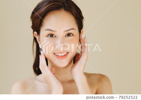 Women beauty 79252522