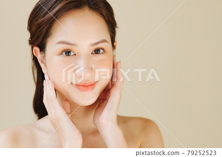 Women beauty Women beauty 79252523