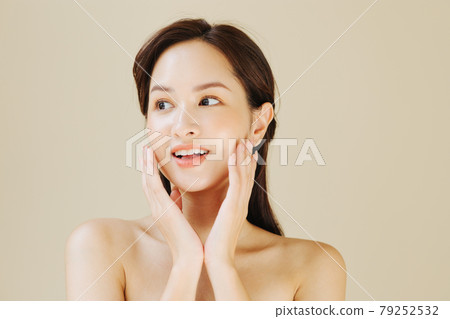 Women beauty Women beauty 79252532