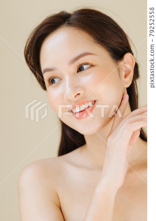 Women beauty Women beauty 79252558