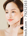 Women beauty 79252563