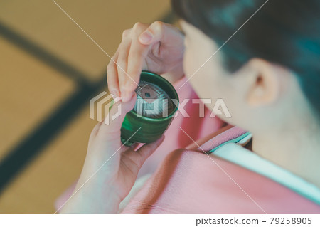 女生 女孩 女性 79258905