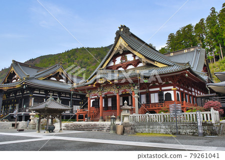 Minobu Sankuonji Temple, Yamanashi Prefecture, Soshido Minobu Sankuonji Temple, Yamanashi Prefecture, Soshido 79261041