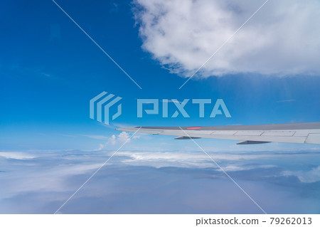 Okinawa Prefecture Ishigaki Island Ishigaki City Resort Island Heaven Summer Holiday Airplane Morning Cloud Aerial Shooting New Ishigaki Airport Coral Beach 79262013