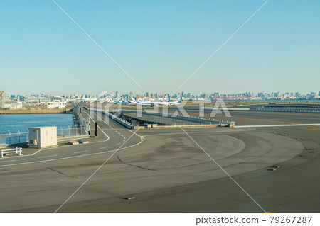 Airport Airplane Haneda Airport Takeoff 下午 Dusk Airline Engine Brake Terminal 79267287