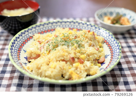 Fried rice  79269126