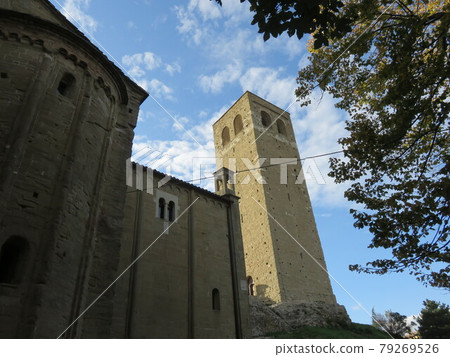 Historical detail 79269526