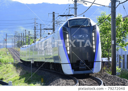 特急超級梓 E353 系列 長野縣岡谷市 79272048