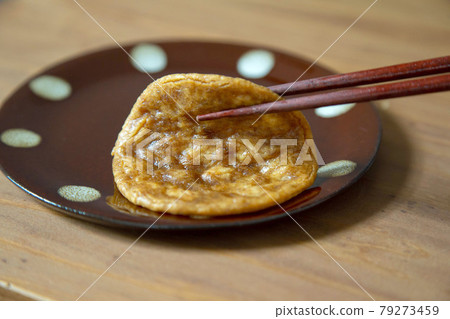 Wet rice cake placed on a plate Wet rice cake placed on a plate 79273459