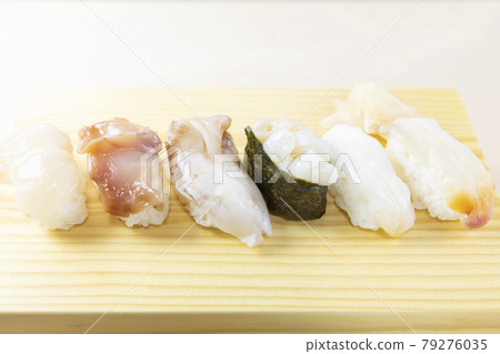 Delicious shellfish sushi 79276035