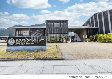 Nagaragawa Ukai Museum in sunny weather, Gifu City, Gifu Prefecture (Nagaragawa Ukai Museum) 79277059