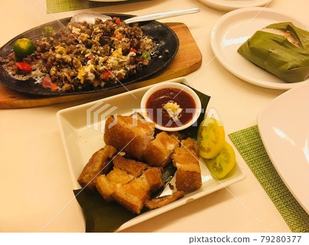 Filipino food (Sisig Lechon) 79280377