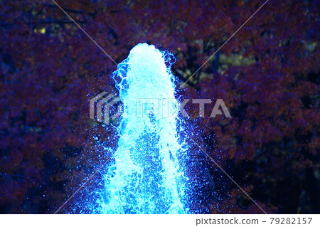 Color autumn leaves fountain background park (registered in July 2021) Maximum size: M Color autumn leaves fountain background park (registered in July 2021) Maximum size: M 79282157