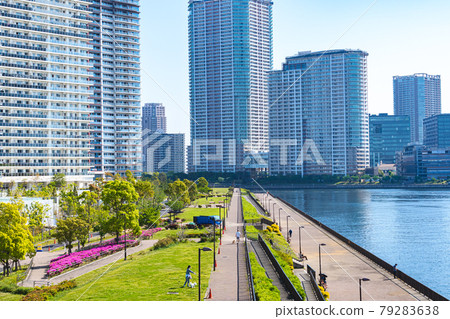 Cityscape of Tokyo Harumi Seaside Park Scenery around the waterside terrace Cityscape of Tokyo Harumi Seaside Park Scenery around the waterside terrace 79283638