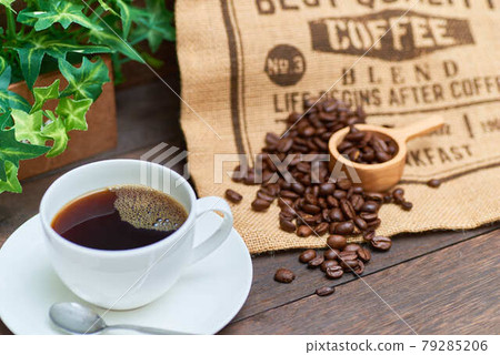 Image of coffee break Image of coffee break 79285206