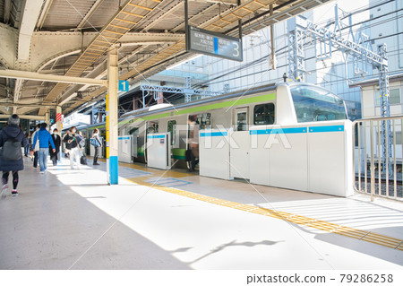 [Kanagawa] February, station scenery 79286258