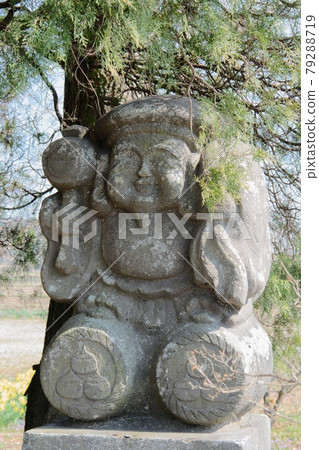 供奉神社的七福神之一的大黑大人 供奉神社的七福神之一的大黑大人 79288719