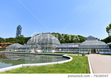 Higashiyama Zoo and Botanical Garden / Greenhouse Front Building 79289347