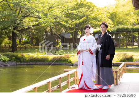 Kimono wedding dramatic 79289590