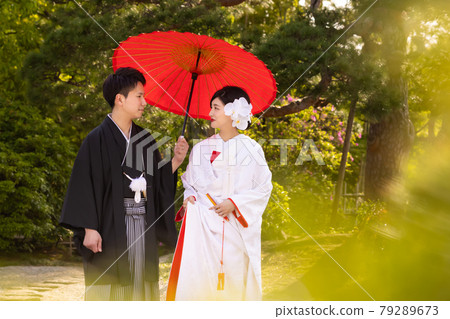 Kimono wedding garden 79289673