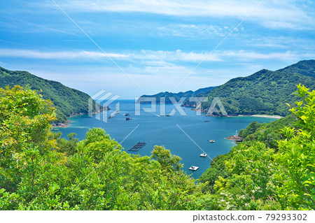 [從Nirahama Observatory 看到的風景] 三重縣 Watarai 郡南瀨町 Kowaura 79293302
